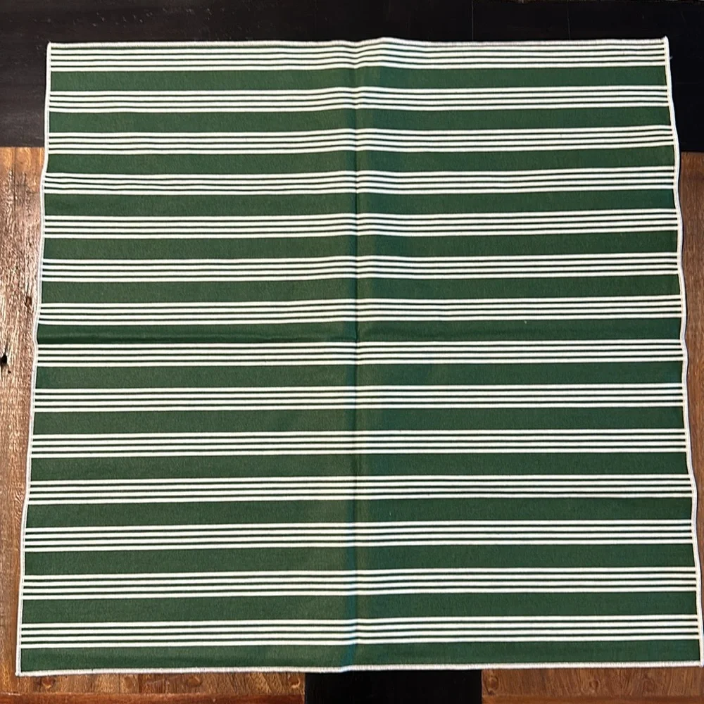 Longaberger traditional holly reversible fabric squares w/ Chilly Snowman Tie-on - Picture 7 of 7